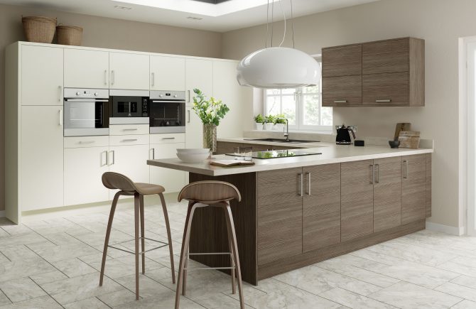 Contemporary Brown Grey Avola & Opaco Painted Ivory Contemporary Brown Grey Avola & Opaco Painted Ivory