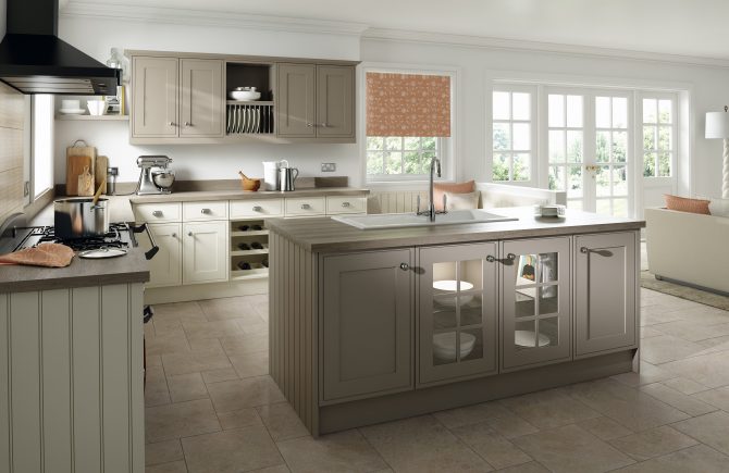 Davenport Painted Ivory & Hickory Davenport Painted Ivory & Hickory